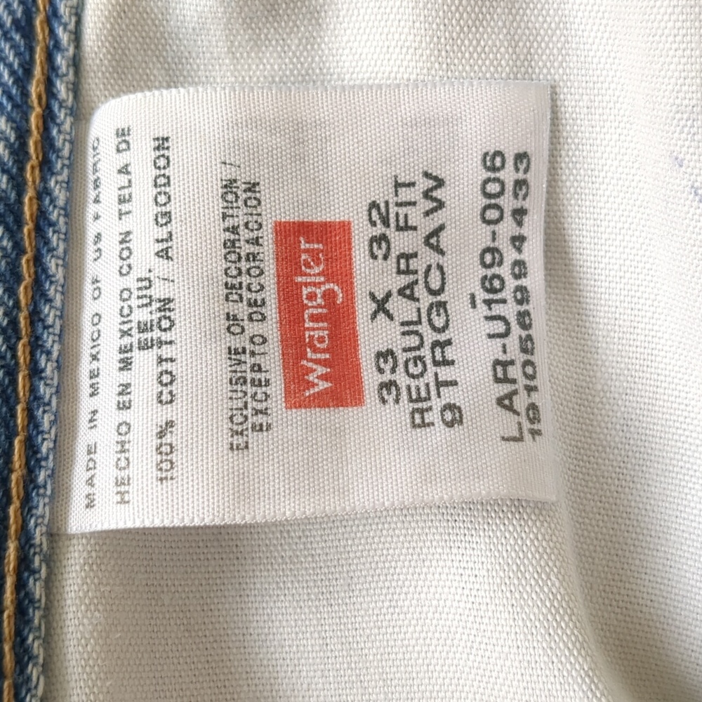 Wrangler Jeans - Picture 3 of 4